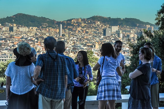 Barcelona Highlights & Sagrada Familia Tour: Priority Access - Entering Sagrada Familia with reserved access