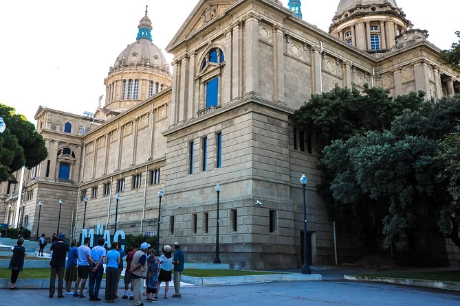 Barcelona Highlights & Sagrada Familia Tour: Priority Access - La Pedrera and the end of the day