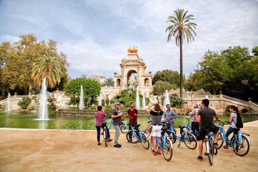 Barcelona Historical 3-Hour Bike Tour - Entering the Gothic Quarter and El Born