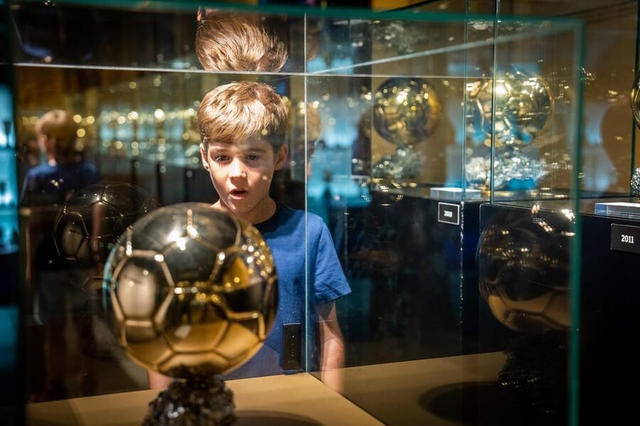 Barcelona Hop-On Hop-Off Bus and FC Barcelona Immersive Tour - How to plan one day or two