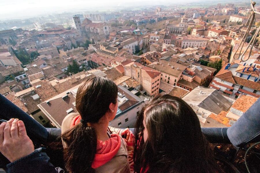 Barcelona: Hot Air Balloon Ride with Optional Transportation - Landing, packing, and the Cava toast