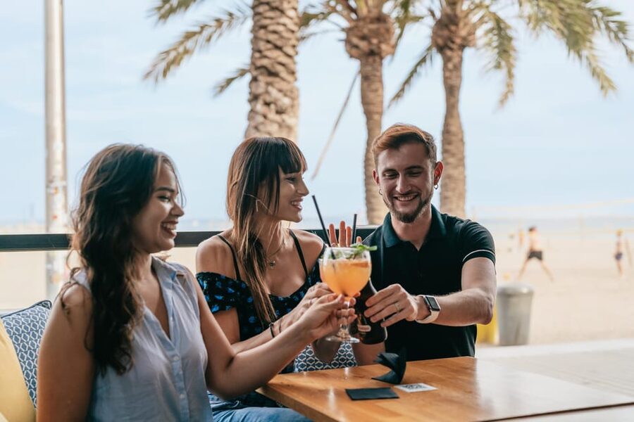 Barcelona: Icebar experience, located at the beach !! - What happens during the 45-minute visit