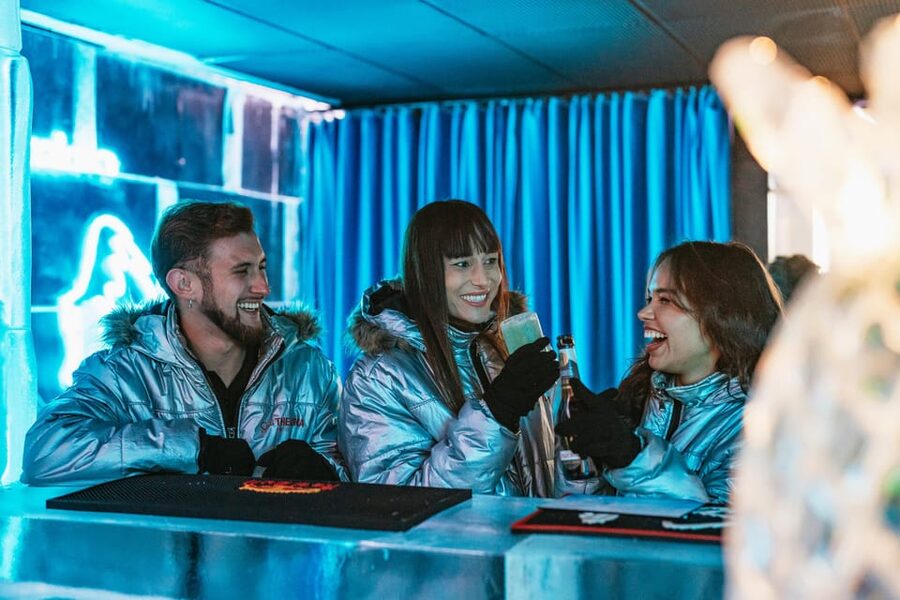 Barcelona: Icebar experience, located at the beach !! - The terrace changes the experience