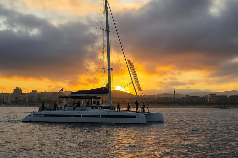 Barcelona: Luxury Catamaran Sunset Cruise - The 30-minute swimming stop