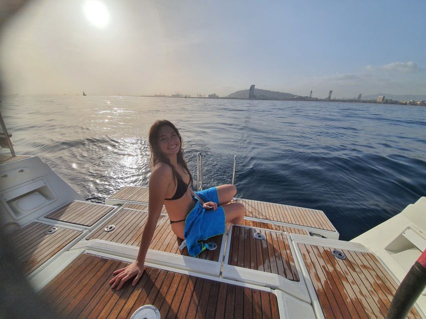 Barcelona: Luxury Private Yacht Daytime Cruise - Drinks, snacks, and the relaxed pace