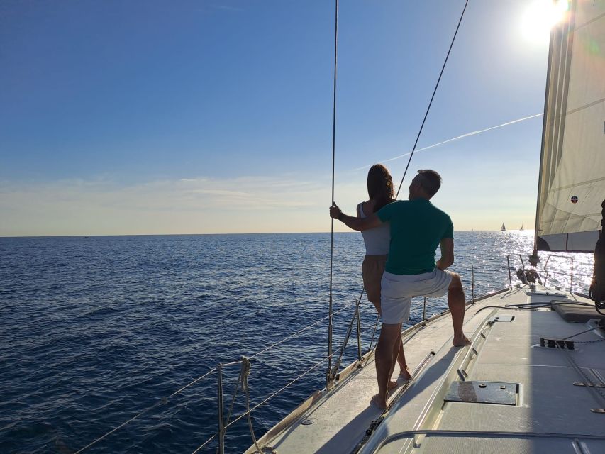 Barcelona: Luxury Private Yacht Daytime Cruise - Why the private format matters