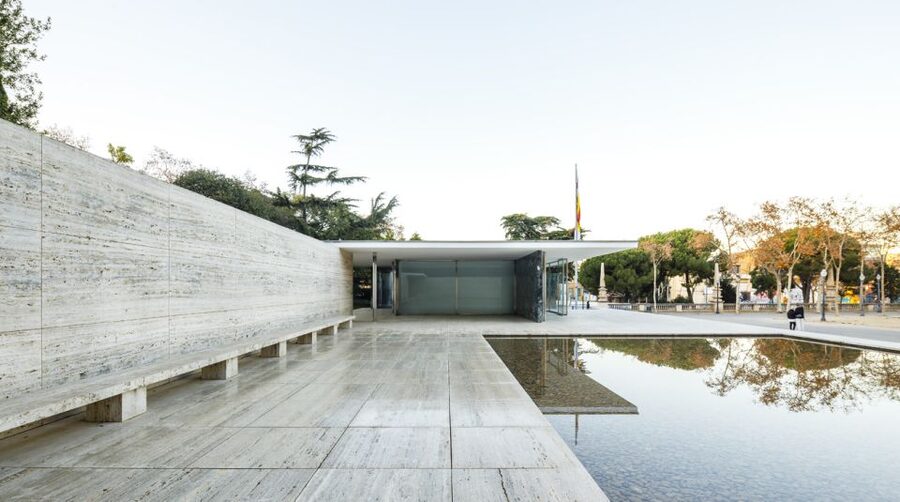 Barcelona: Mies van der Rohe Pavilion Ticket and Audio Guide - Reading the pavilion’s stone, glass, and water