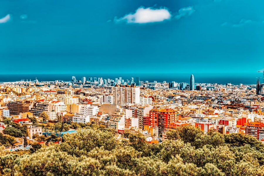 Barcelona: Montjuïc Cable Car Ticket with Audio Guide - What the cable-car audio adds