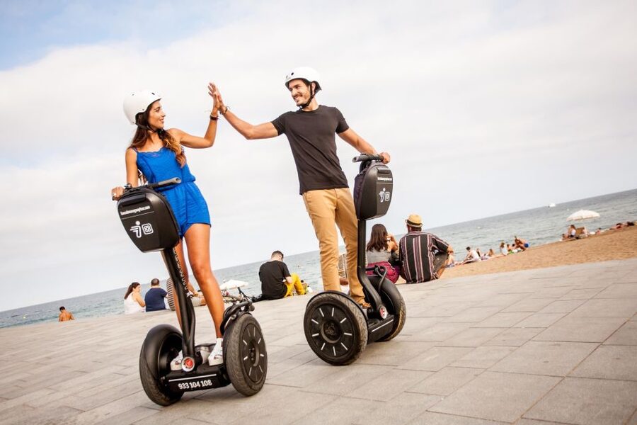 Barcelona: Montjuïc Segway Tour - Port Vell, the fishermen’s district, and the beach