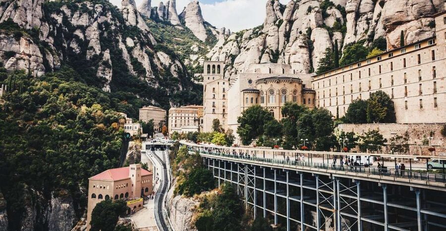 Barcelona: Montserrat Tour with Cog-Wheel & Black Madonna - Liqueurs and the audiovisual exhibition