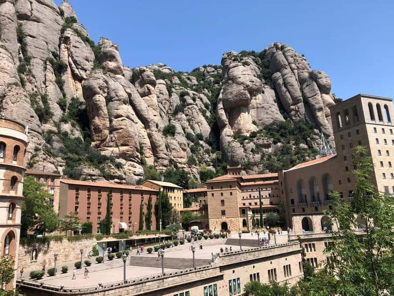 Barcelona: Montserrat Tour with Transport & Basilica Option - Key points at a glance
