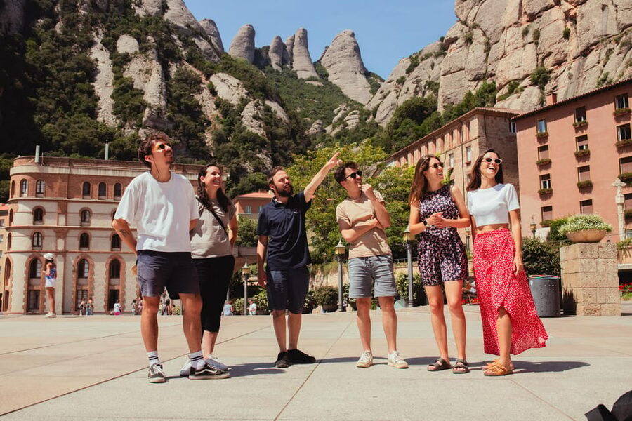 Barcelona: Montserrat with Winery, Lunch, and Train Options - Why Montserrat makes a fine break from Barcelona