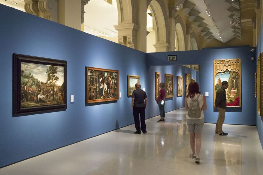 Barcelona: Museu Nacional d'Art de Catalunya Entrance Ticket - Photography and temporary exhibitions
