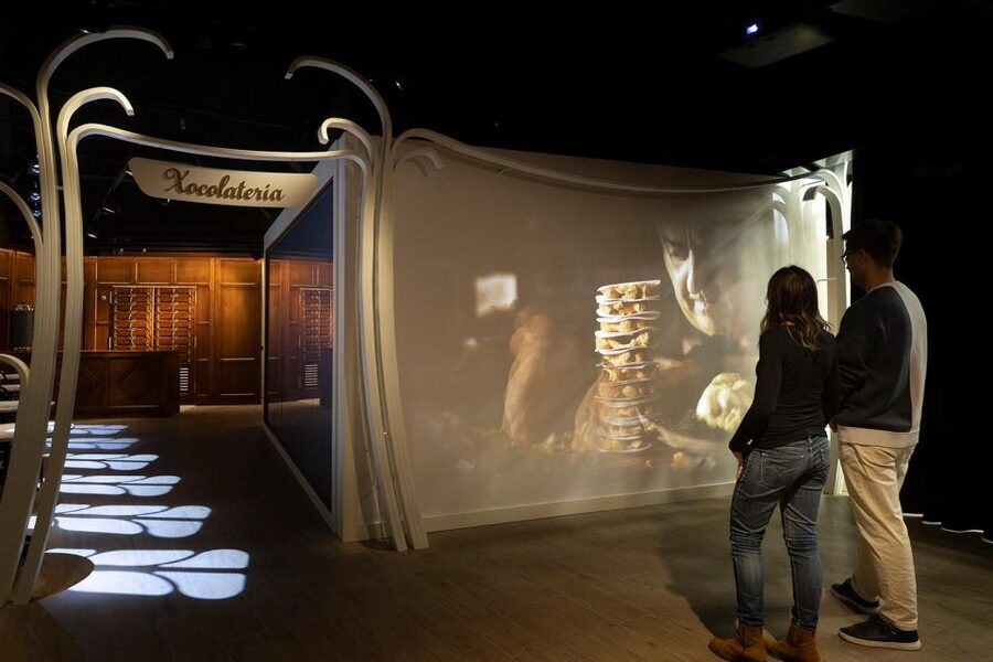 Barcelona: Nougat and Chocolate Museum Tour with Tasting - Turrón de Agramunt and Catalan tradition