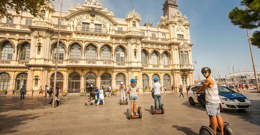 Barcelona: Old Port and Gothic Quarter Guided Segway Tour - Starting in the Gothic Quarter