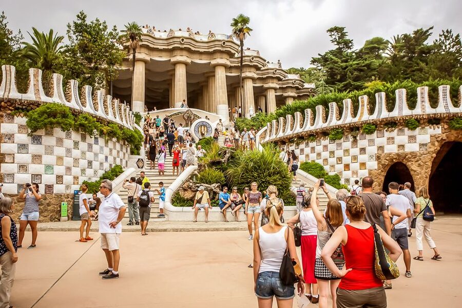 Barcelona: Park Güell Admission Ticket - Why Park Güell feels different from an ordinary park