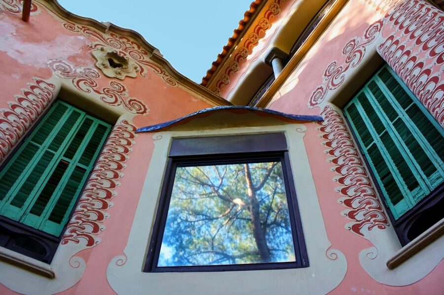 Barcelona: Park Güell and Gaudí House Museum Entry Ticket - What the $33 ticket is really buying