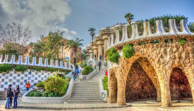 Barcelona: Park Güell Guided Tour - Key points to know before booking