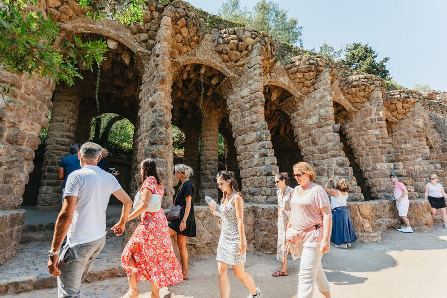 Barcelona: Park Güell Guided Tour & Priority Access - The Dragon Stairway and El Drac