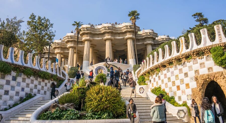 Barcelona: Park Güell Guided Tour & Priority Access - Doric columns, covered walkways, and Gaudí’s practical side