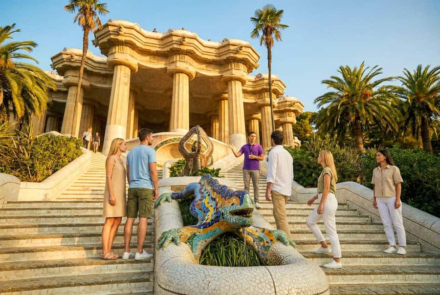 Barcelona: Park Güell Guided Tour with Fast-Track Ticket - Why Park Güell is more than a photo stop