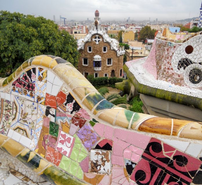 Barcelona: Park Güell & Sagrada Familia Guided Tour - Why these two Gaudí sites belong together
