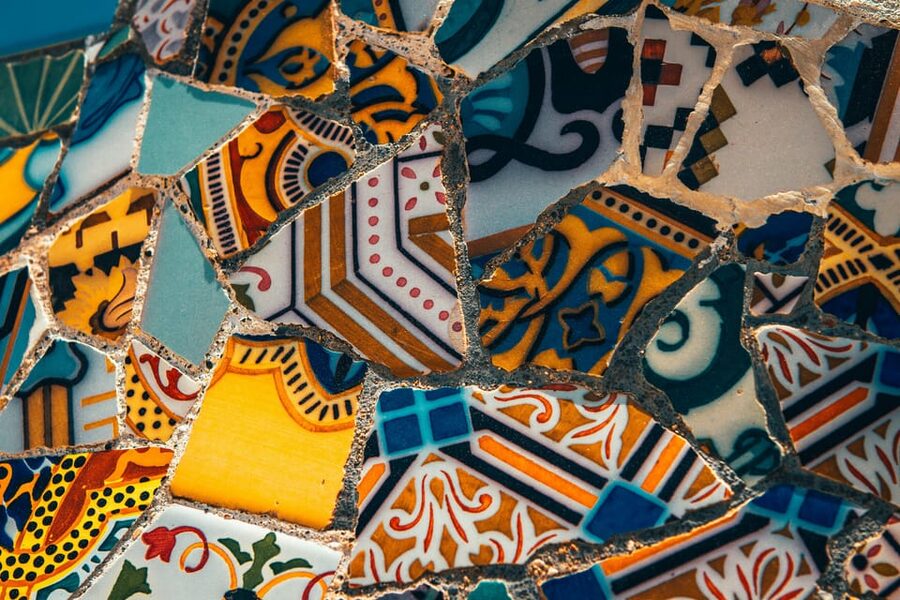 Barcelona: Park Güell Skip-the-Line Guided Tour - Adding the Sagrada Família