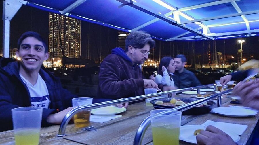 Barcelona: Private Evening Cruise with Dinner and Drinks - Setting out along the Barcelona coast