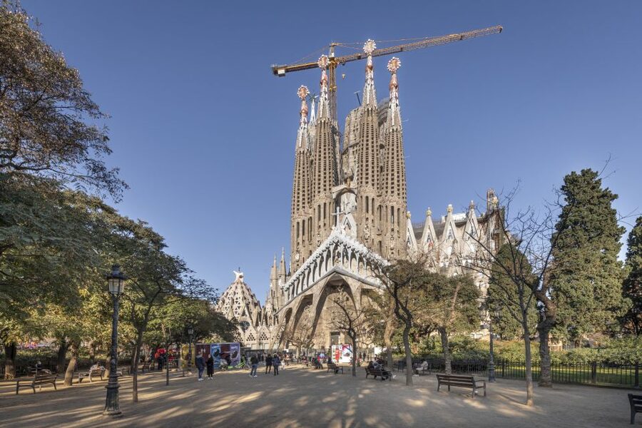 Barcelona: Sagrada Familia Entry Ticket with Audio Guide - Seeing the Nativity and Passion Facades
