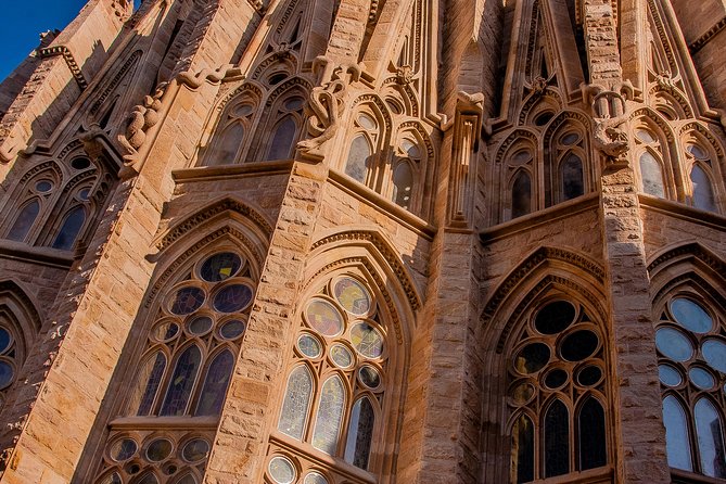 Barcelona: Sagrada Familia Fast Track Tour with Tower Option - What the $78.44 price really covers