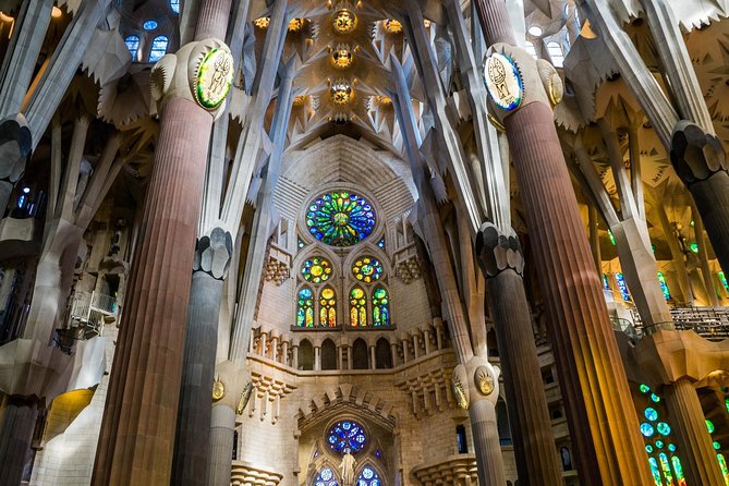 Barcelona: Sagrada Familia Fast Track Tour with Tower Option - Meeting at Carrer de la Marina and Carrer de Mallorca
