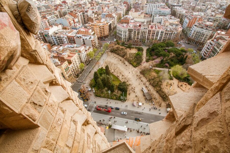 Barcelona: Sagrada Familia Guided Tour with Tower Access - Taking the elevator up the tower