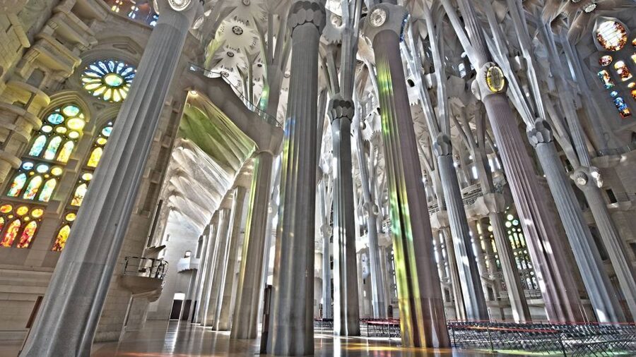 Barcelona: Sagrada Familia & Montserrat Full-Day with Pickup - Why this full-day Barcelona tour works