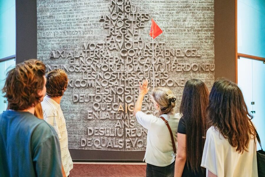 Barcelona: Sagrada Familia Skip-the-Line Entry Ticket & Tour - What the $67 price really buys