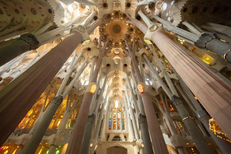 Barcelona: Sagrada Familia Small Group Guided Tour - The architecture is the main event