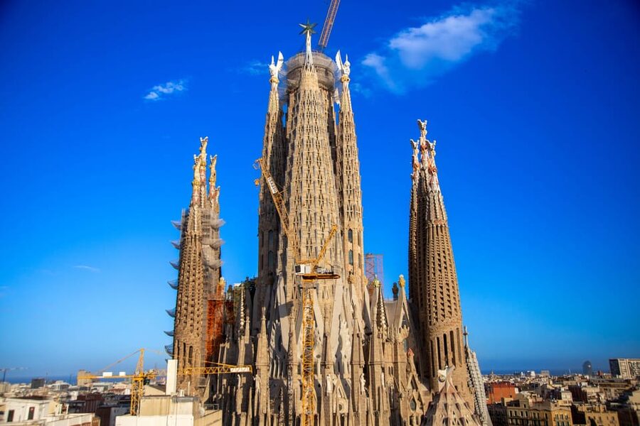 Barcelona: Sagrada Familia Tour with Optional Extras - What the $101 price buys you