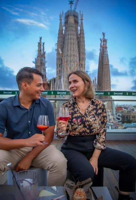 Barcelona: Sagrada Familia Tour with Optional Extras - Entering the Sagrada Familia without the long wait