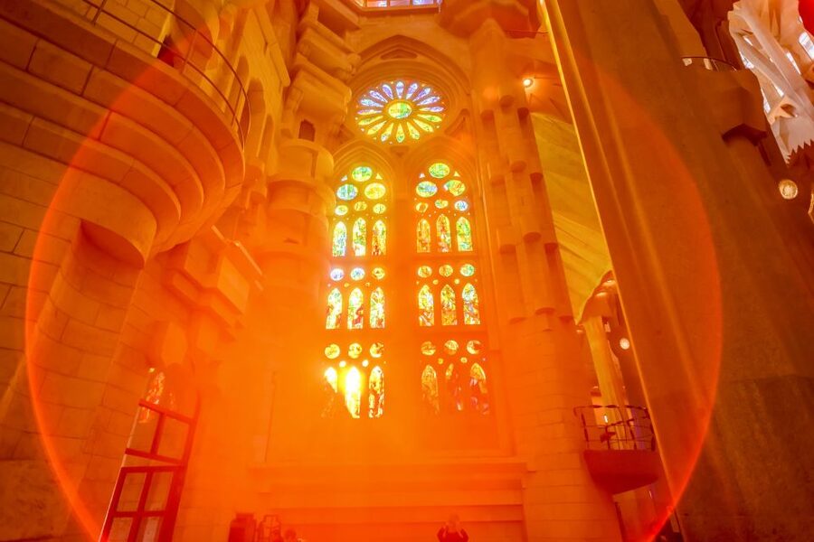 Barcelona: Sagrada Familia Tour with Optional Tower Access - Key points to know before booking