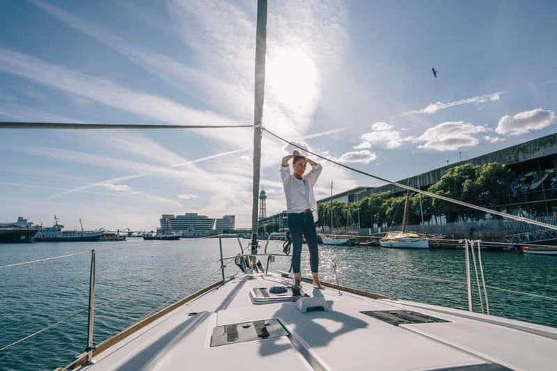 Barcelona: Sailing Tour with Tapas, Drinks and Swim Stop - Choosing the best time of day