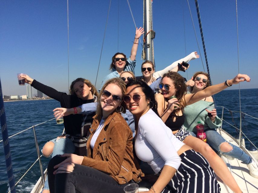 Barcelona: Sailing Tour with Vermouth and Drinks - Vermouth, tapas, and the included drinks