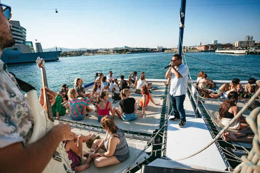 Barcelona: Sunset Catamaran Cruise with Live Music - What the 1.5 to 2.5 hour cruise feels like