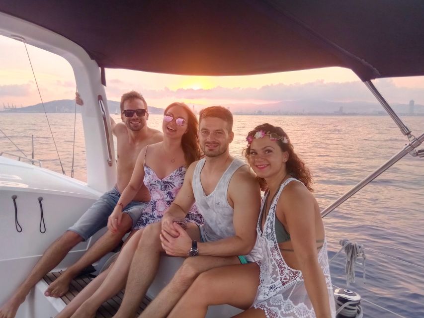 Barcelona: Sunset Sailing Tour with Open Bar & Snacks - Key points to know before booking
