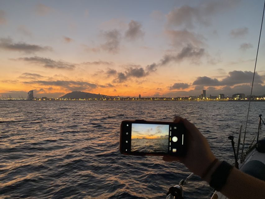 Barcelona: Sunset Sailing Tour with Open Bar & Snacks - Who should book this sunset sail?