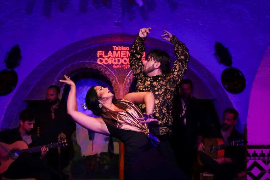 Barcelona: Tablao Flamenco Cordobes Show and Drink in Rambla - Getting to Tablao Flamenco Cordobes on La Rambla
