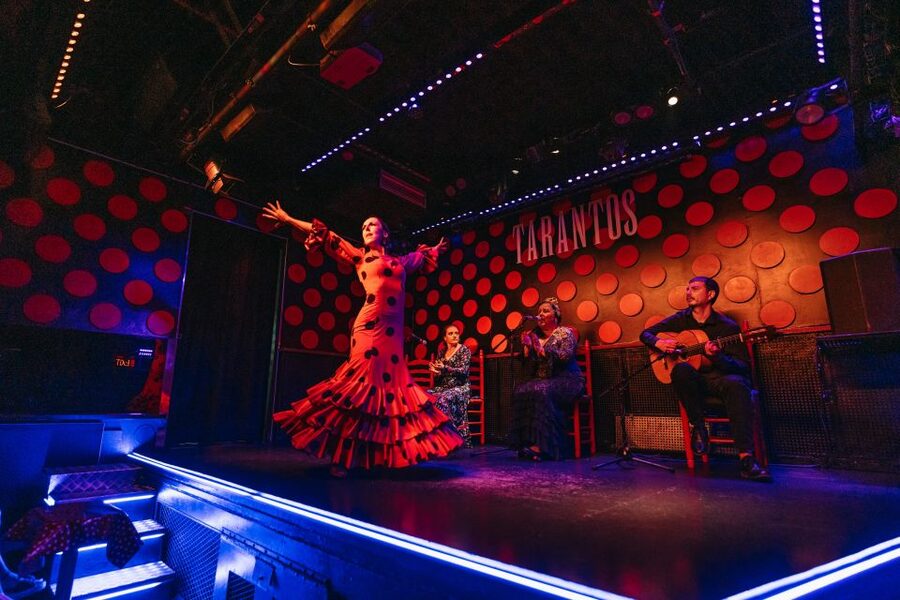 Barcelona: Tapas and Flamenco Experience - Timing advice that will make the night smoother