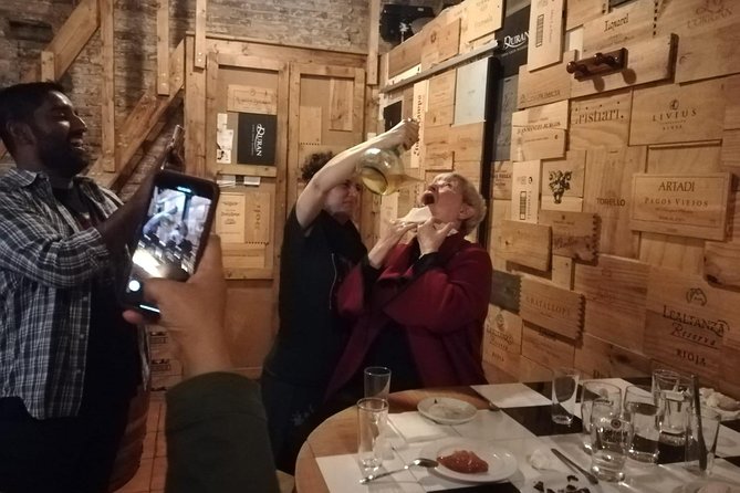Barcelona Tapas Crawl Tour - Stop one: classic tapas and a local drink
