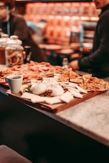 Barcelona: Tipsy Tapas & History Tour in the Gothic Quarter - Why this Barcelona tapas walk works