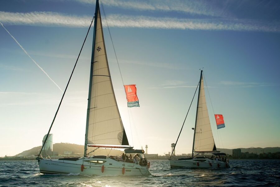 Barcelona: Unique Sunset Sailing Tour with Tapas & Open Bar - Steering the yacht or letting the crew handle it