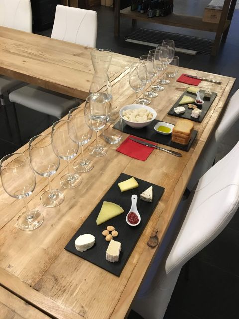 Barcelona Wine Tasting: Catalan and Spanish Wines - What the sommelier actually teaches