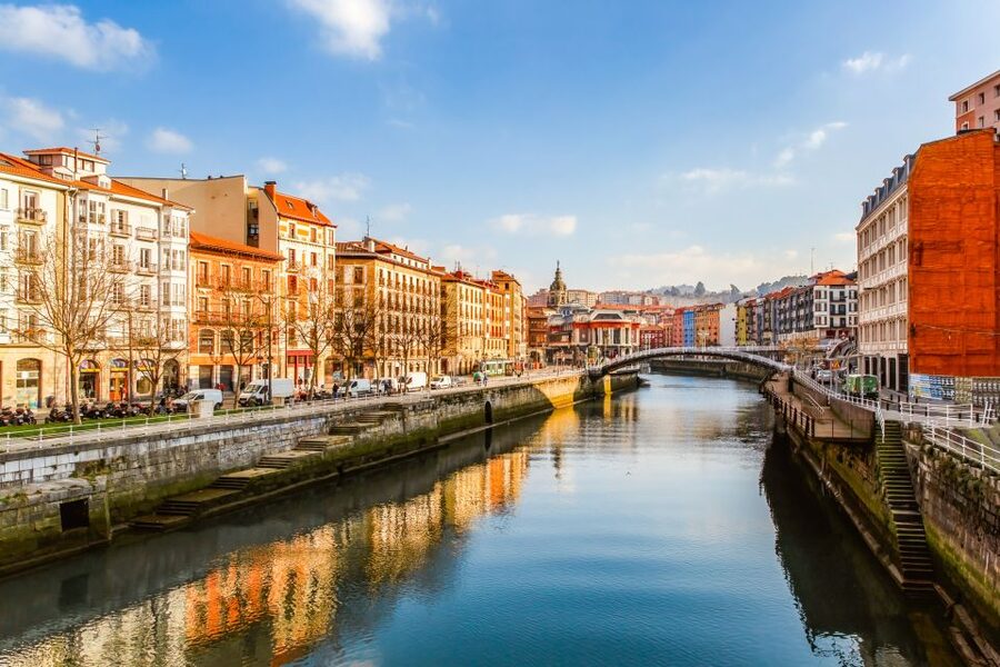 Bilbao: 1- or 2-Hour Sightseeing Boat Tour - Seeing Bilbao from the estuary